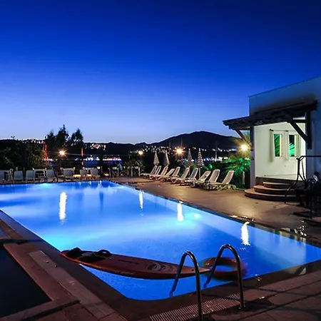 Marina Hotel 3*